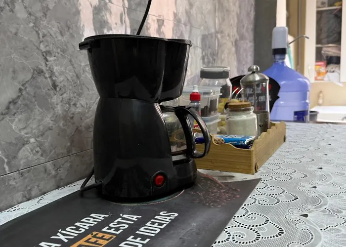 Ape Ao Lado Do Consulado Americano